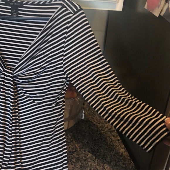 Cute top - Picture 4 of 6